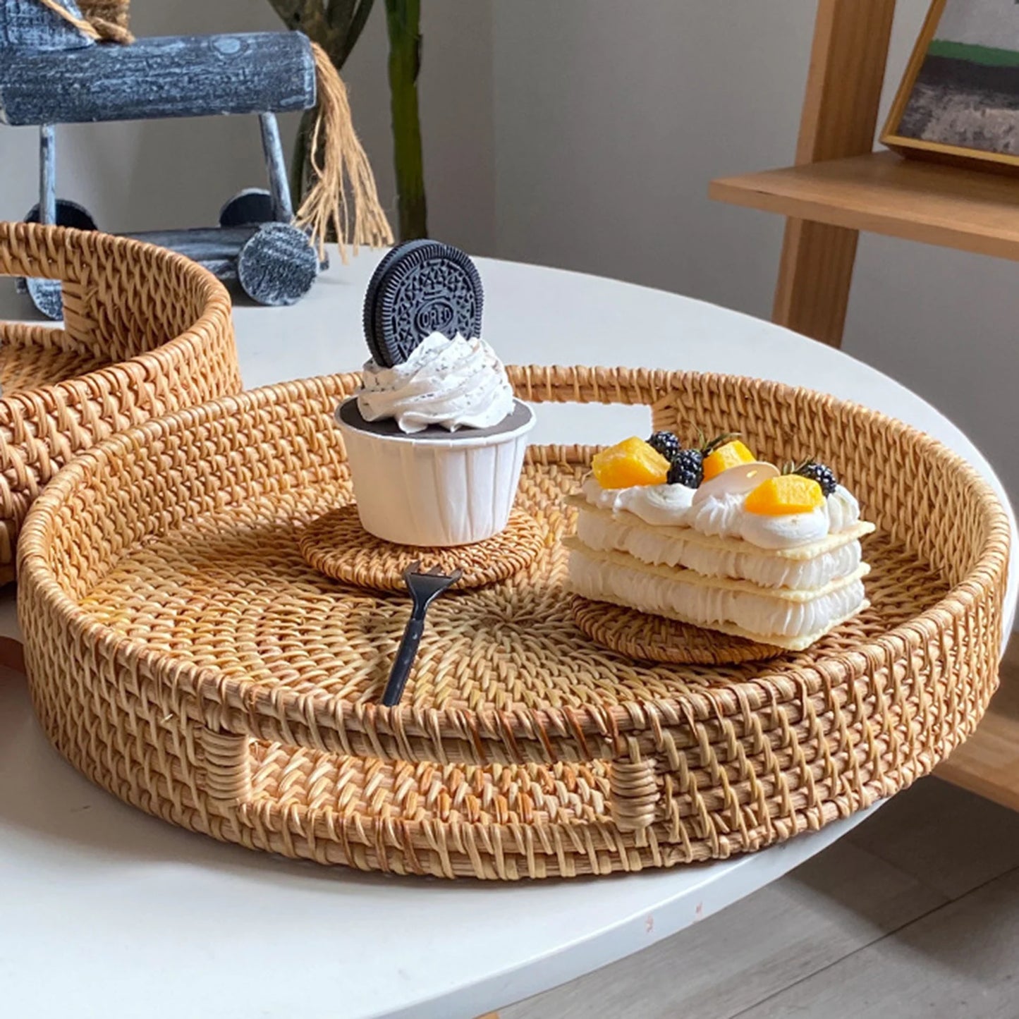 Round Rattan Tray